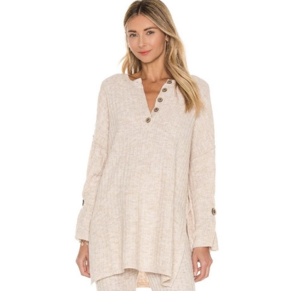 Free People Cream Button-Accent Ribbed Tunic Sweater